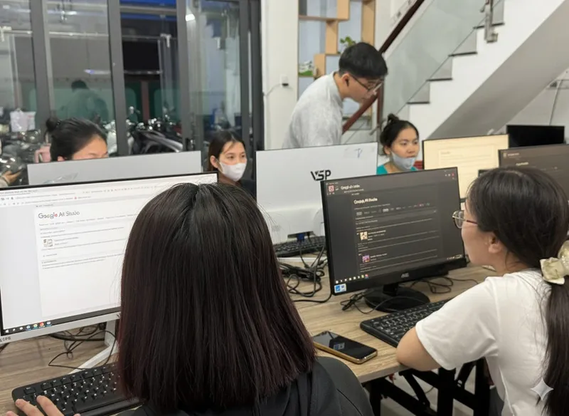 Khóa Học Vibe Coding Cho Chủ Doanh Nghiệp Không Cần Biết Lập Trình