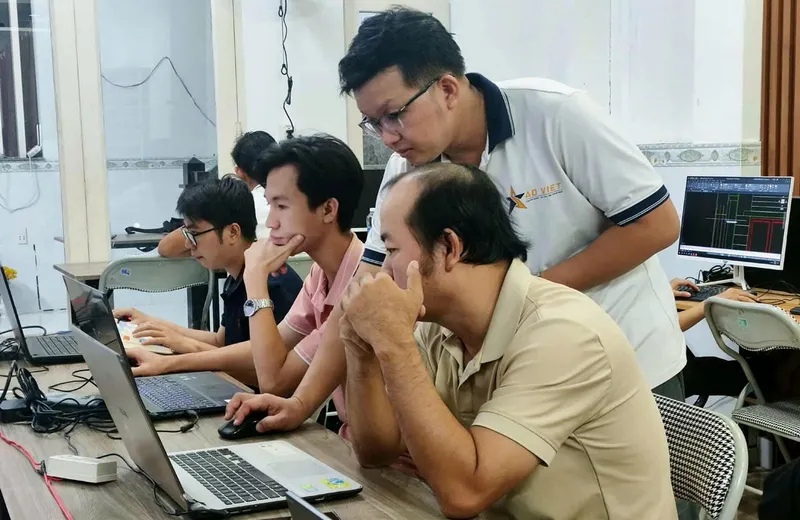 Gia sư AI trung tâm tin học Thành Công Gia sư AI trung tâm tin học Thành Công