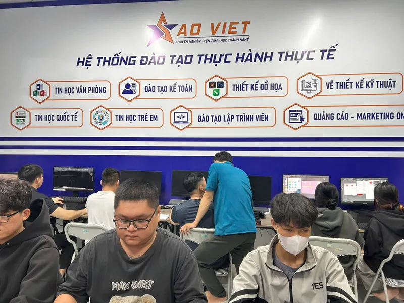 Hướng Dẫn Các Bước Cách Dùng AI Để Phân Tích Dữ Liệu Cho Người Mới Hướng Dẫn Các Bước Cách Dùng AI Để Phân Tích Dữ Liệu Cho Người Mới