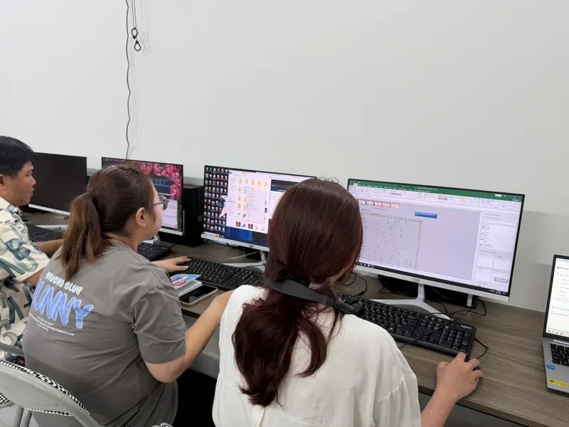 Khóa Học Canva AI Thực Chiến: Thiết Kế Đồ Họa Thông Minh Từ Con Số 0 Khóa Học Canva AI Thực Chiến: Thiết Kế Đồ Họa Thông Minh Từ Con Số 0