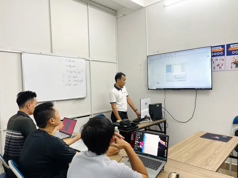 Câu Hỏi Thường Gặp (FAQ) Về Khóa Học Gemini AI Câu Hỏi Thường Gặp (FAQ) Về Khóa Học Gemini AI