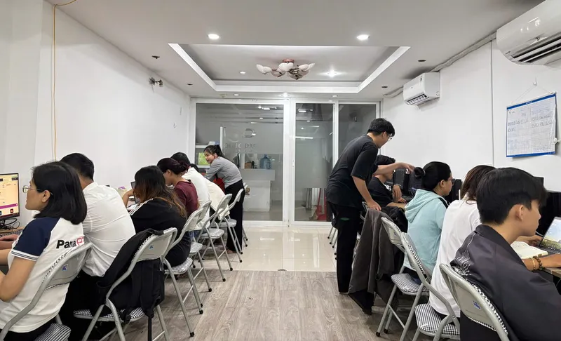 Hướng Dẫn Các Bước Tự Động Hóa Chăm Sóc Khách Hàng (Ví Dụ Mẫu Trong Lộ Trình Học)