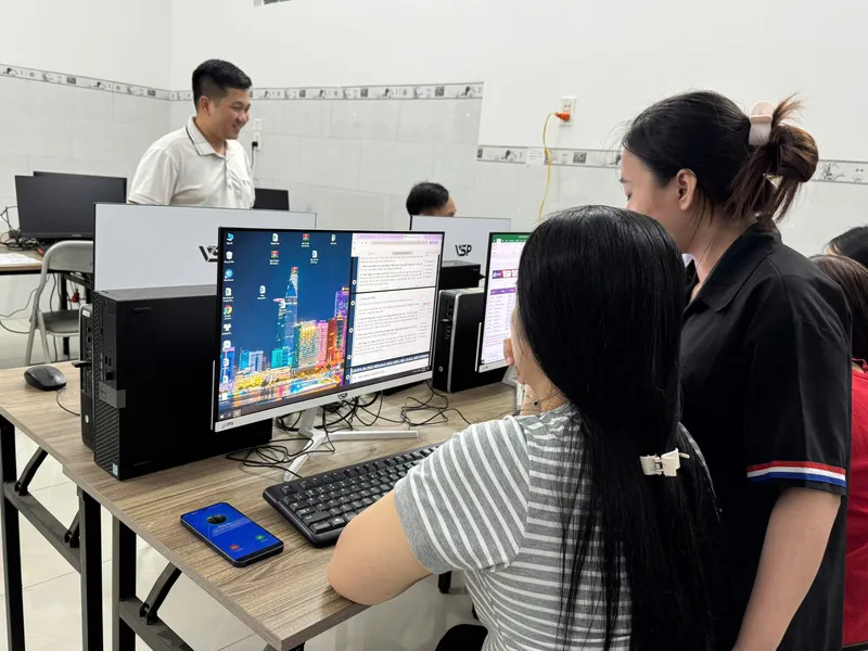 Khóa Học AI Online: Ứng Dụng Thực Chiến Tăng Năng Suất 2026 Khóa Học AI Online: Ứng Dụng Thực Chiến Tăng Năng Suất 2026