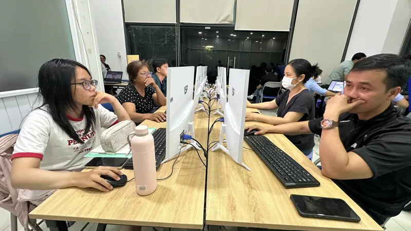 Khóa Học Cursor AI Cho Chủ Shop Online Từ Cơ Bản Đến Thực Chiến